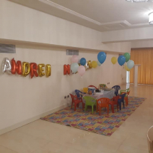kids corner petreceri anivesare, inchiriere masute si scaunele, inchiriere jucarii petreceri copii, baloane cu heliu