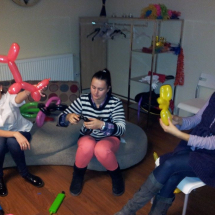 workshop modelaj de baloane,cursuri de formare animatori pentru copii, instruire animatori, formare animatori de petreceri