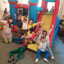 animatori pentru copii, animatori copii cluj, animatoare evenimente, tobogan gonflabil petreceri copii cluj