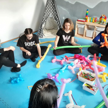 cum sa modelezi baloane, invata sa modelezi baloane, workshop de baloane modelate, curs de baloane modelate, cursuri pentru animatori, baloane modelate